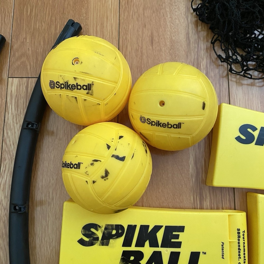 Spikeball 3 Ball Original Roundnet Game Set - Includes 3 Balls Net & Bag Used - Picture 4 of 7
